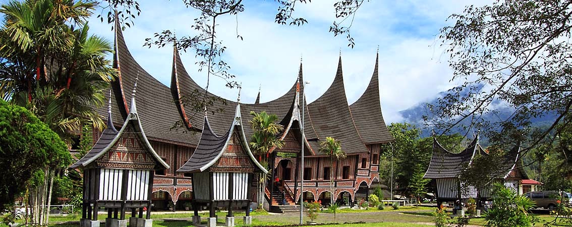  Rumah  Gadang The Uniqueness From Minangkabau Bilingual Steemit